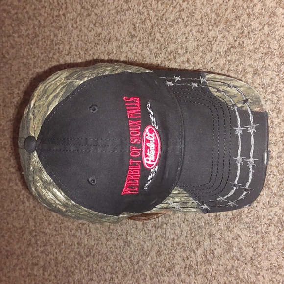 Peterbilt of Sioux Falls Mossy Oak Camo Distressed Snap-on Hat Cap - Picture 1 of 11